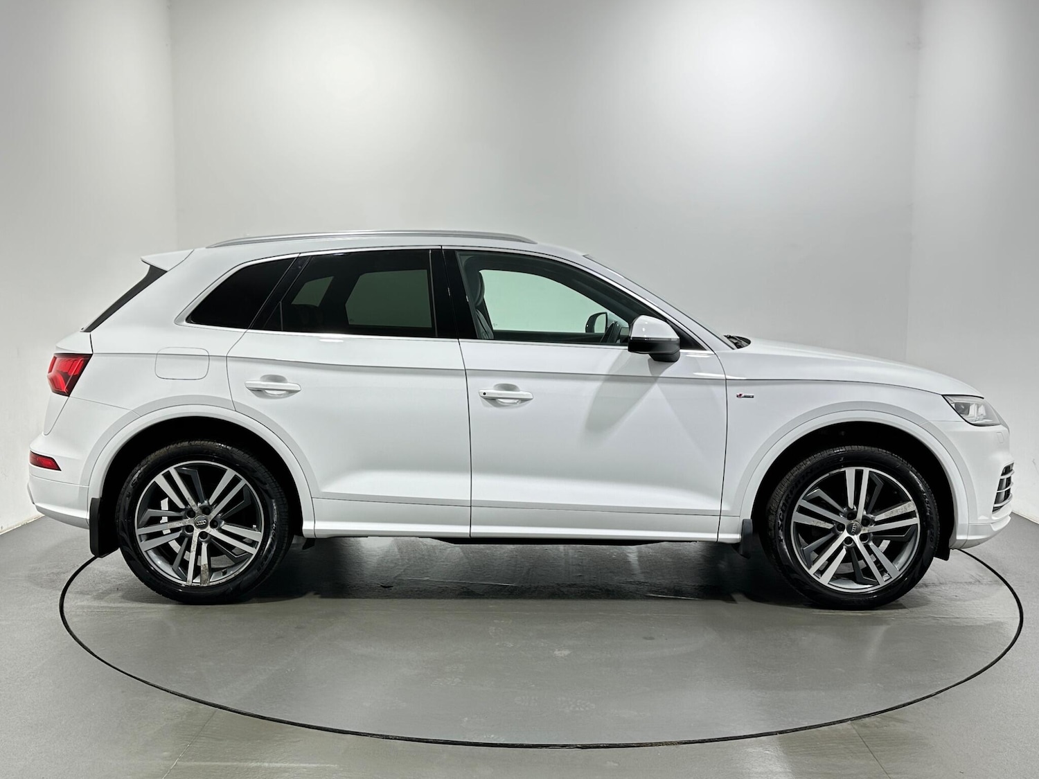Used Audi Q5 2018 for sale - 77633469: Photo 9