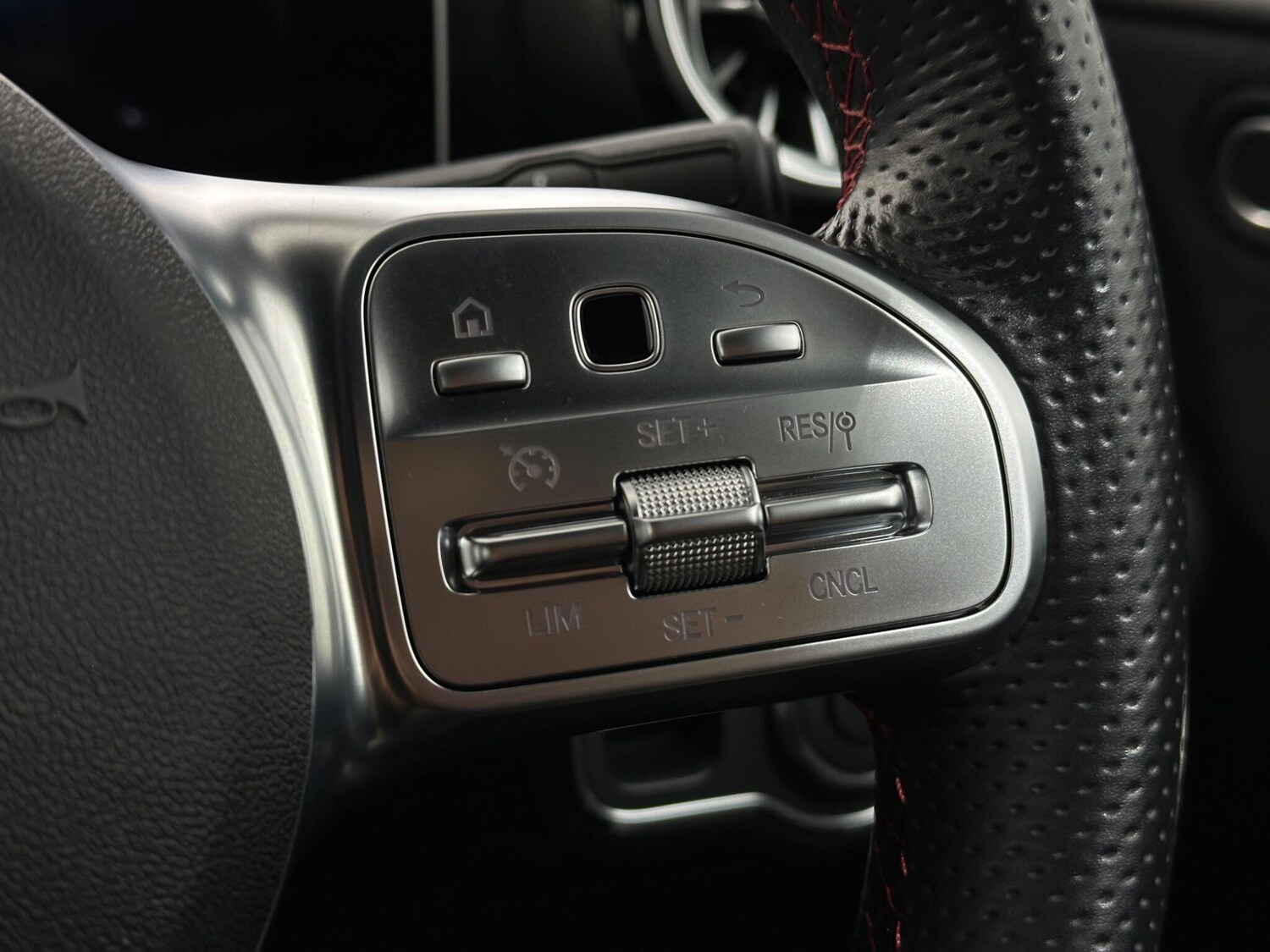 Used Mercedes-Benz A-Class for sale - 77957468: Photo 15