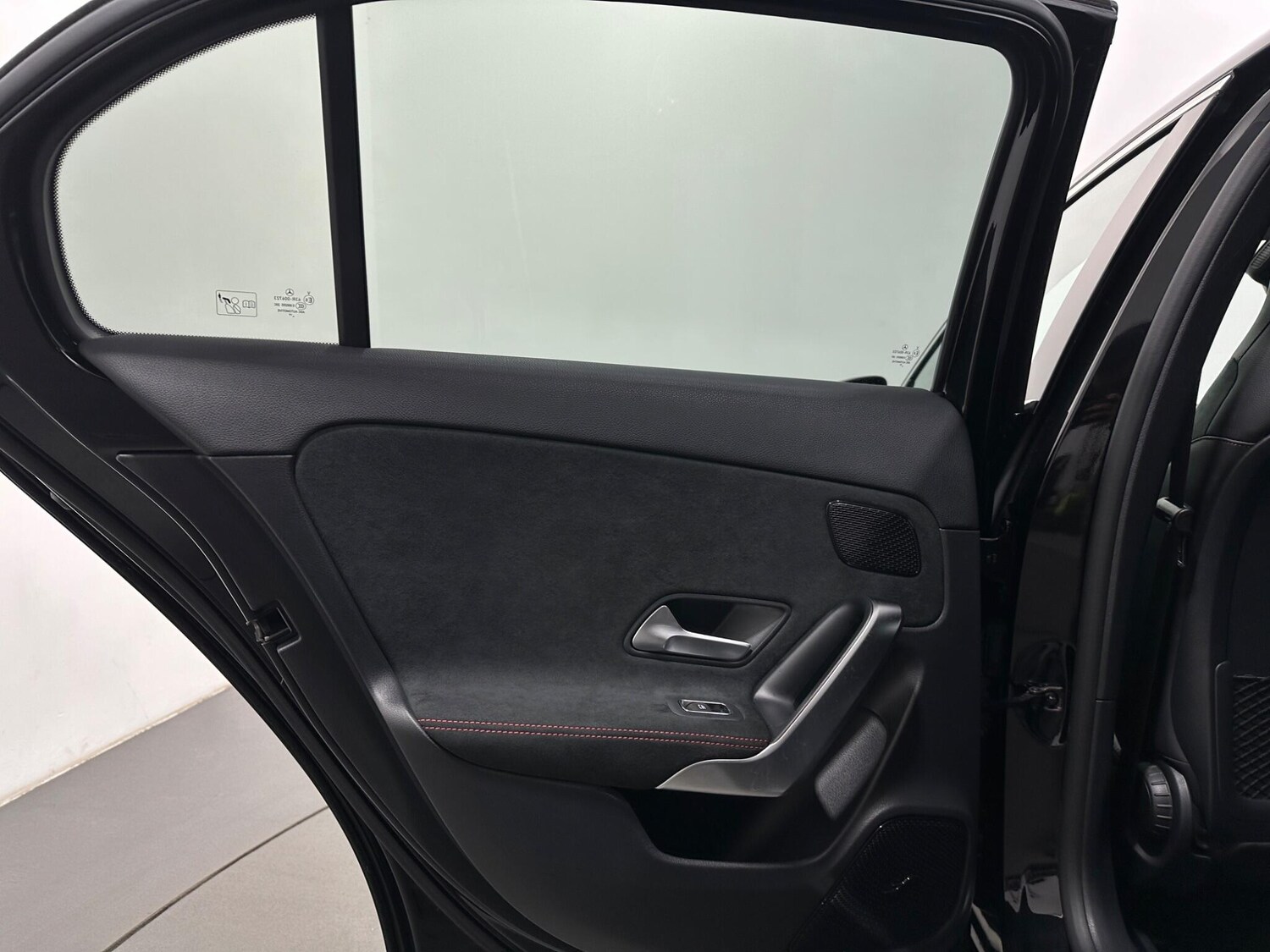 Used Mercedes-Benz A-Class for sale - 77957468: Photo 41