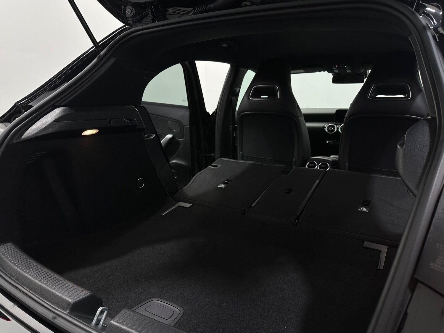 Used Mercedes-Benz A-Class for sale - 77957468: Photo 46