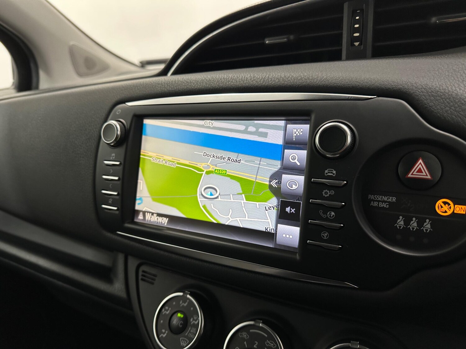 Used Toyota Yaris 2020 for sale - 77469041: Photo 23