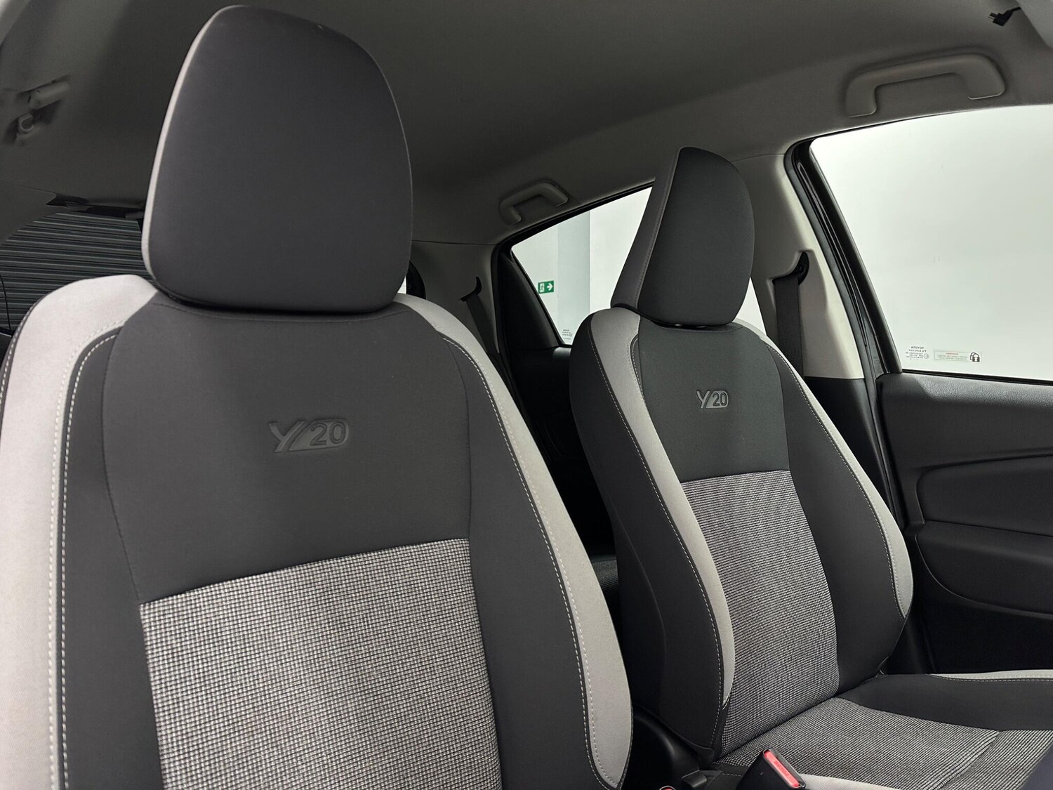 Used Toyota Yaris 2020 for sale - 77469041: Photo 32