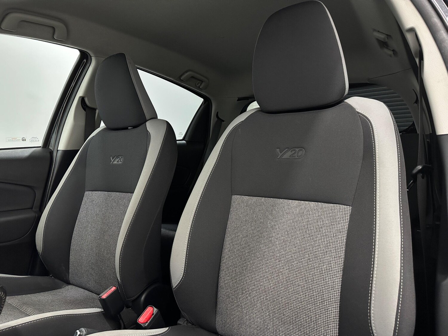 Used Toyota Yaris 2020 for sale - 77469041: Photo 35