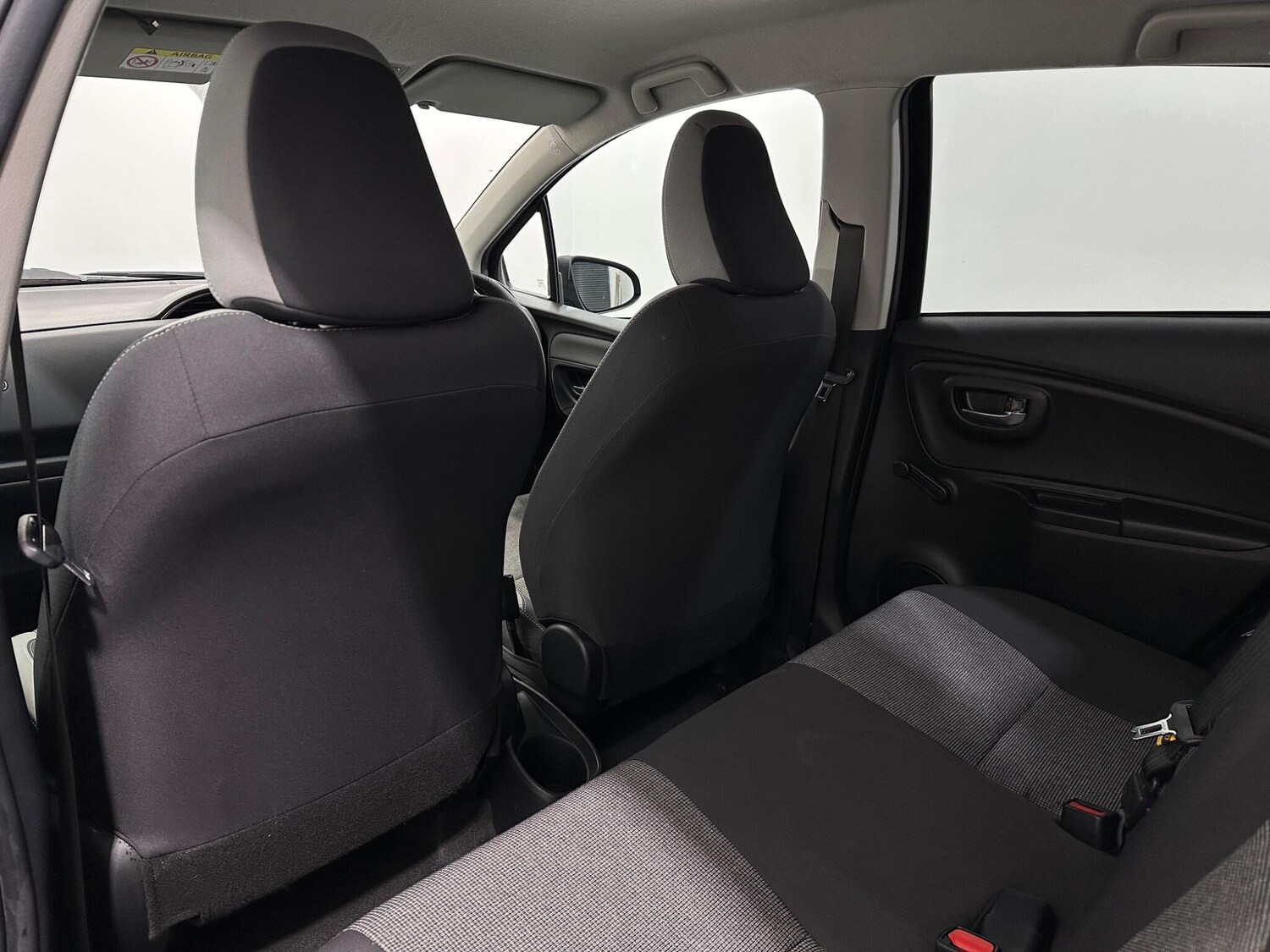 Used Toyota Yaris 2020 for sale - 77469041: Photo 37