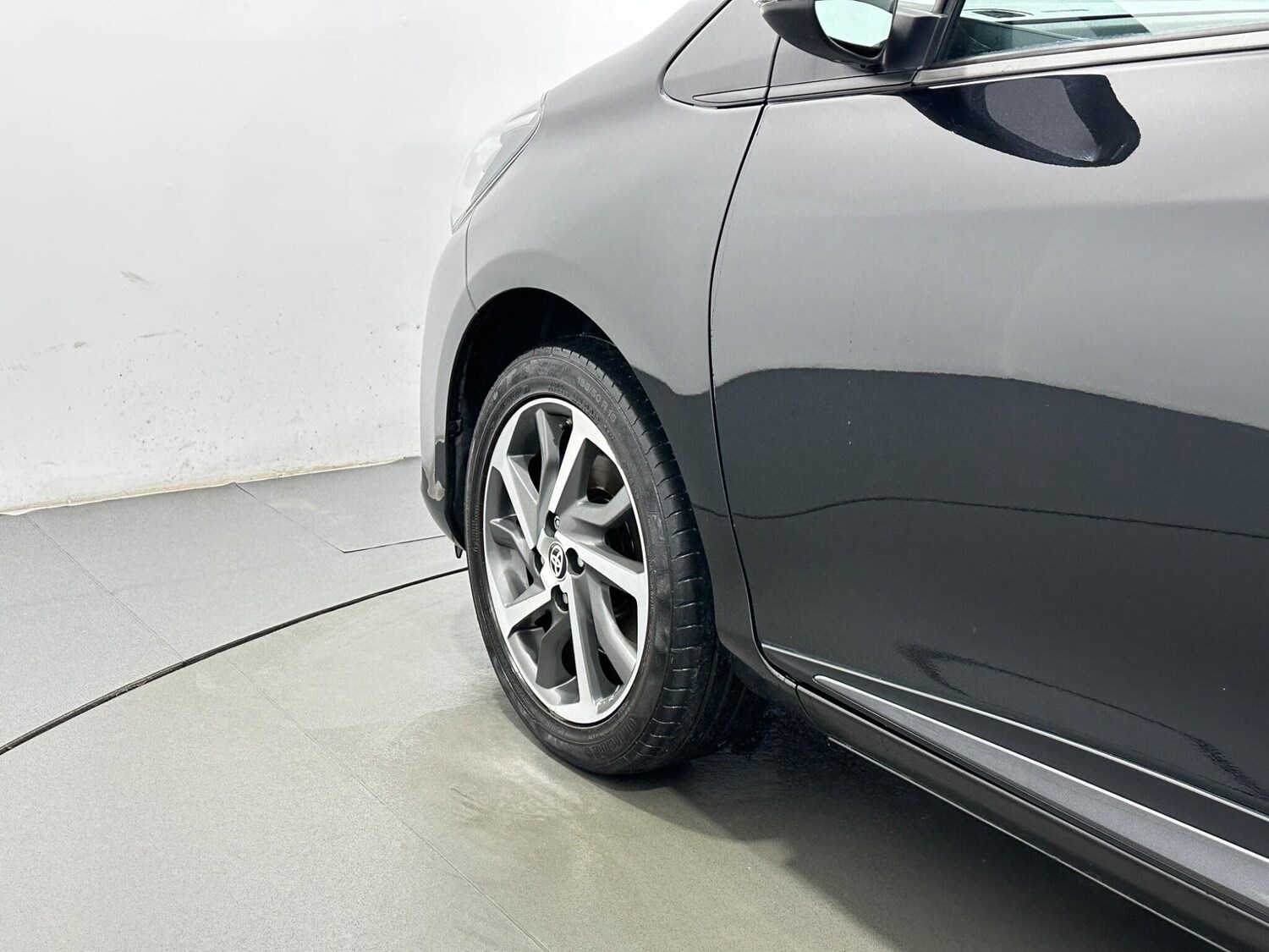 Used Toyota Yaris 2020 for sale - 77469041: Photo 49