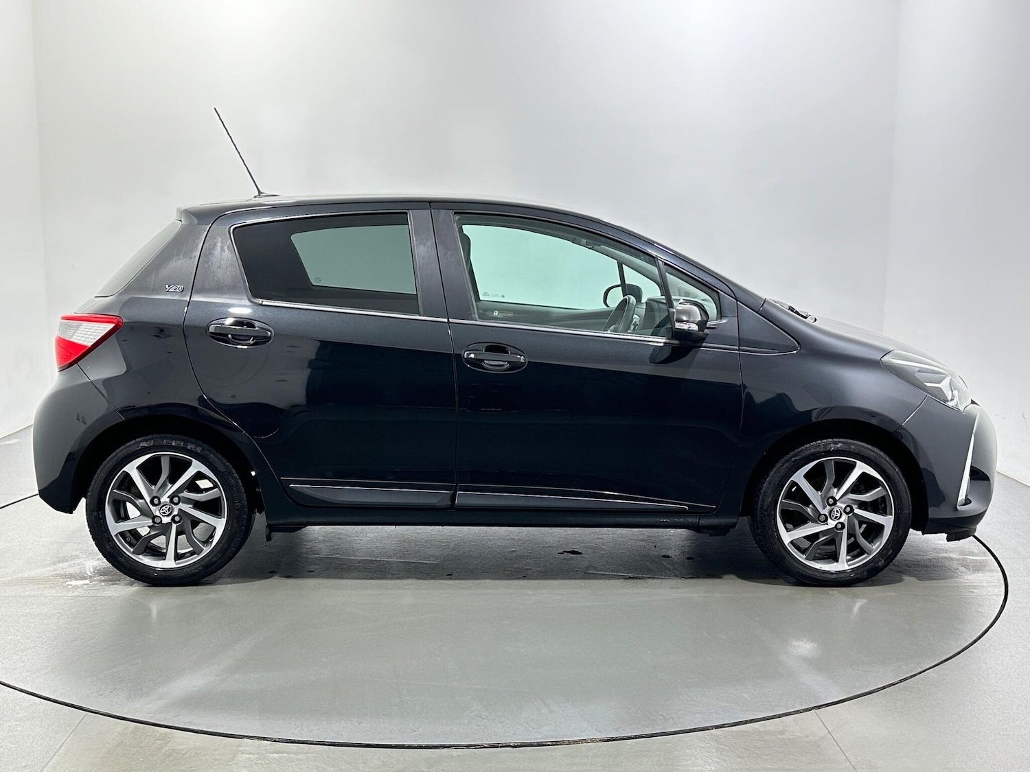Used Toyota Yaris 2020 for sale - 77469041: Photo 9