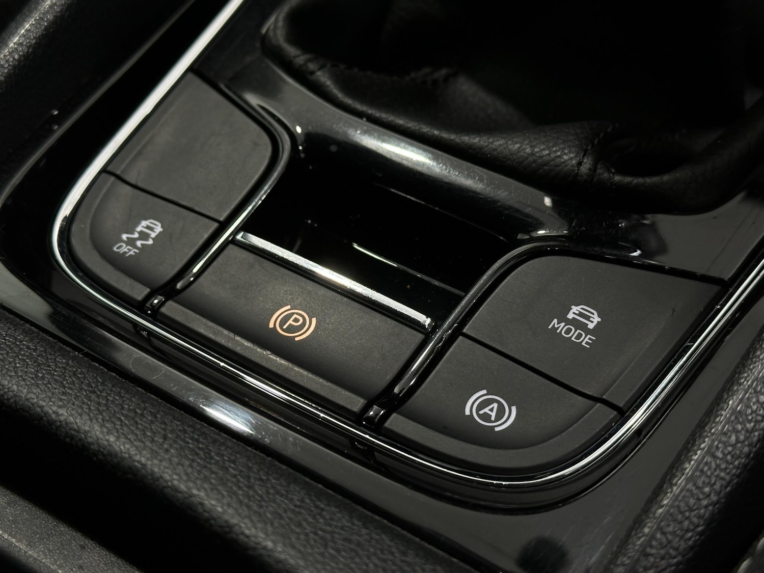 Used Skoda Karoq 2021 for sale - 76878836: Photo 19