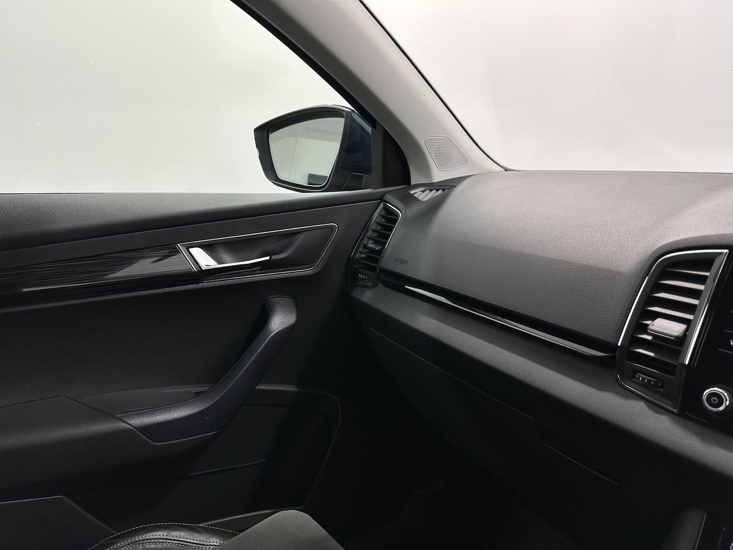 Used Skoda Karoq 2021 for sale - 76878836: Photo 27