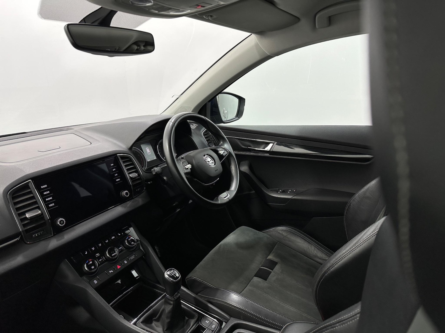 Used Skoda Karoq 2021 for sale - 76878836: Photo 29