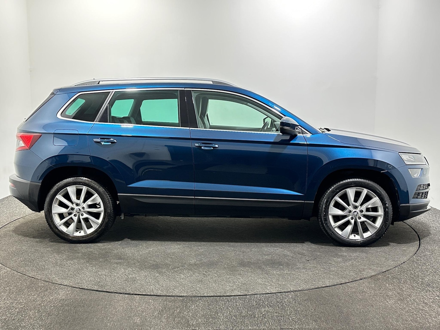 Used Skoda Karoq 2021 for sale - 76878836: Photo 9