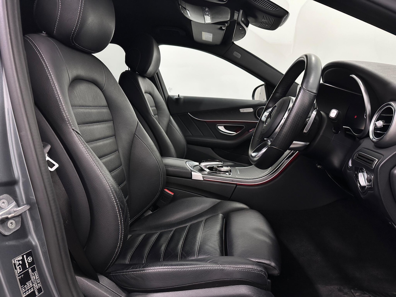 Used Mercedes-Benz C Class for sale - 77898391: Photo 32