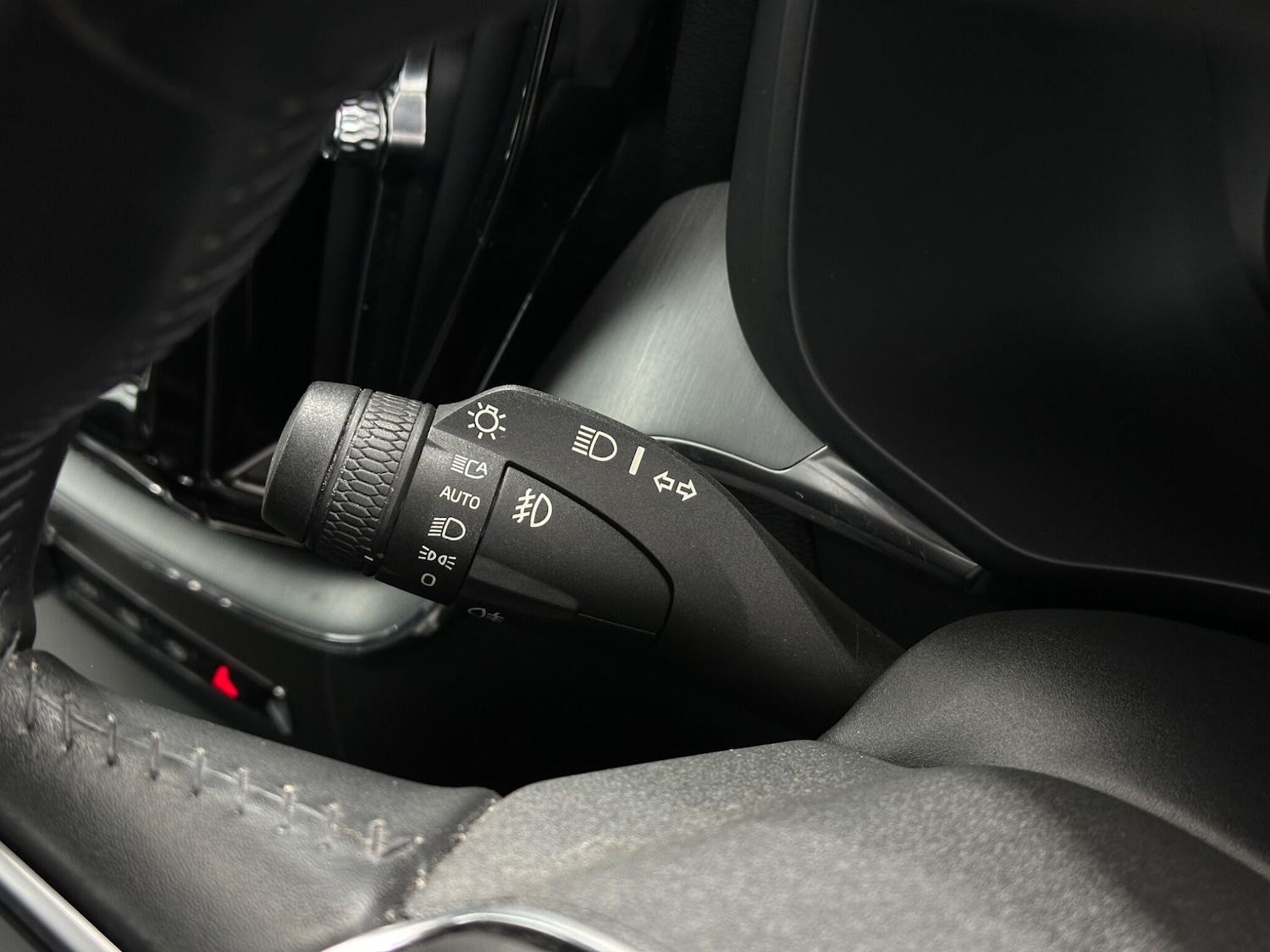 Used Volvo XC60 2018 for sale - 77304975: Photo 14