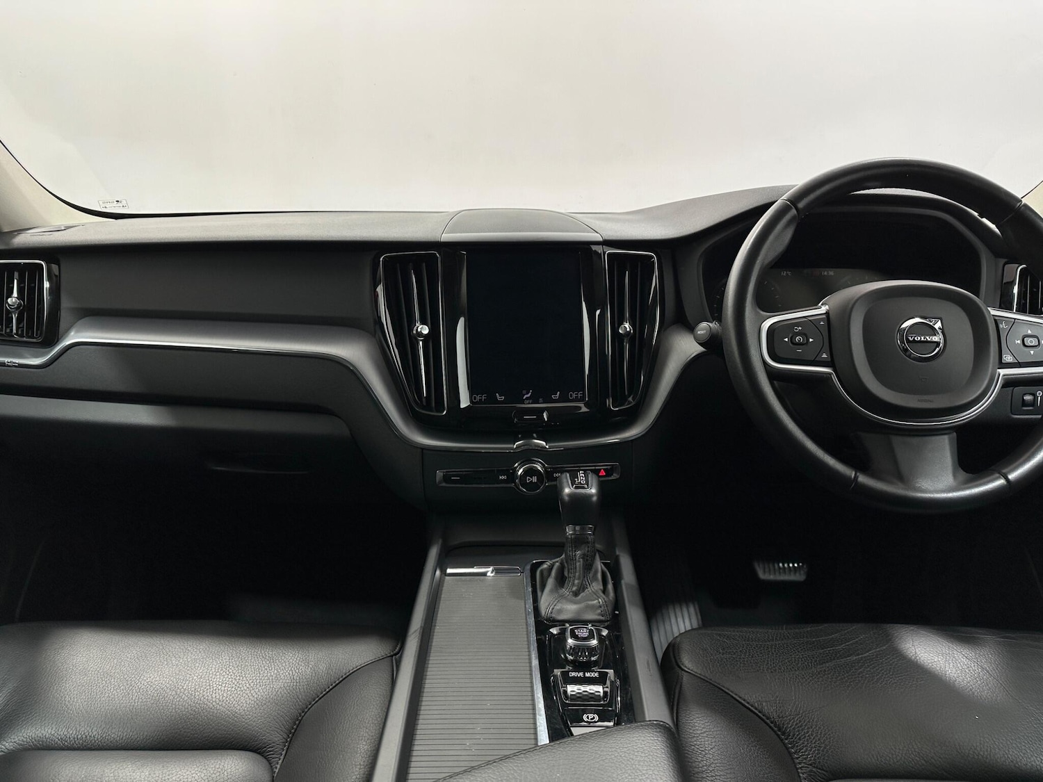 Used Volvo XC60 2018 for sale - 77304975: Photo 20