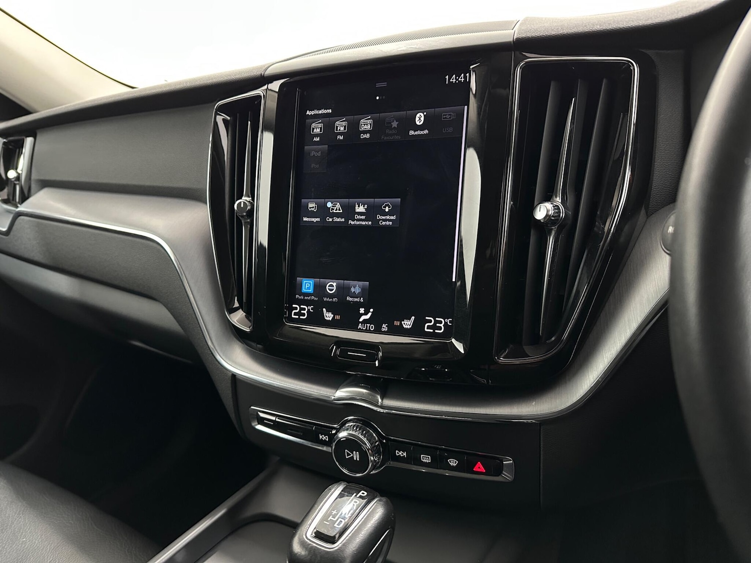 Used Volvo XC60 2018 for sale - 77304975: Photo 26