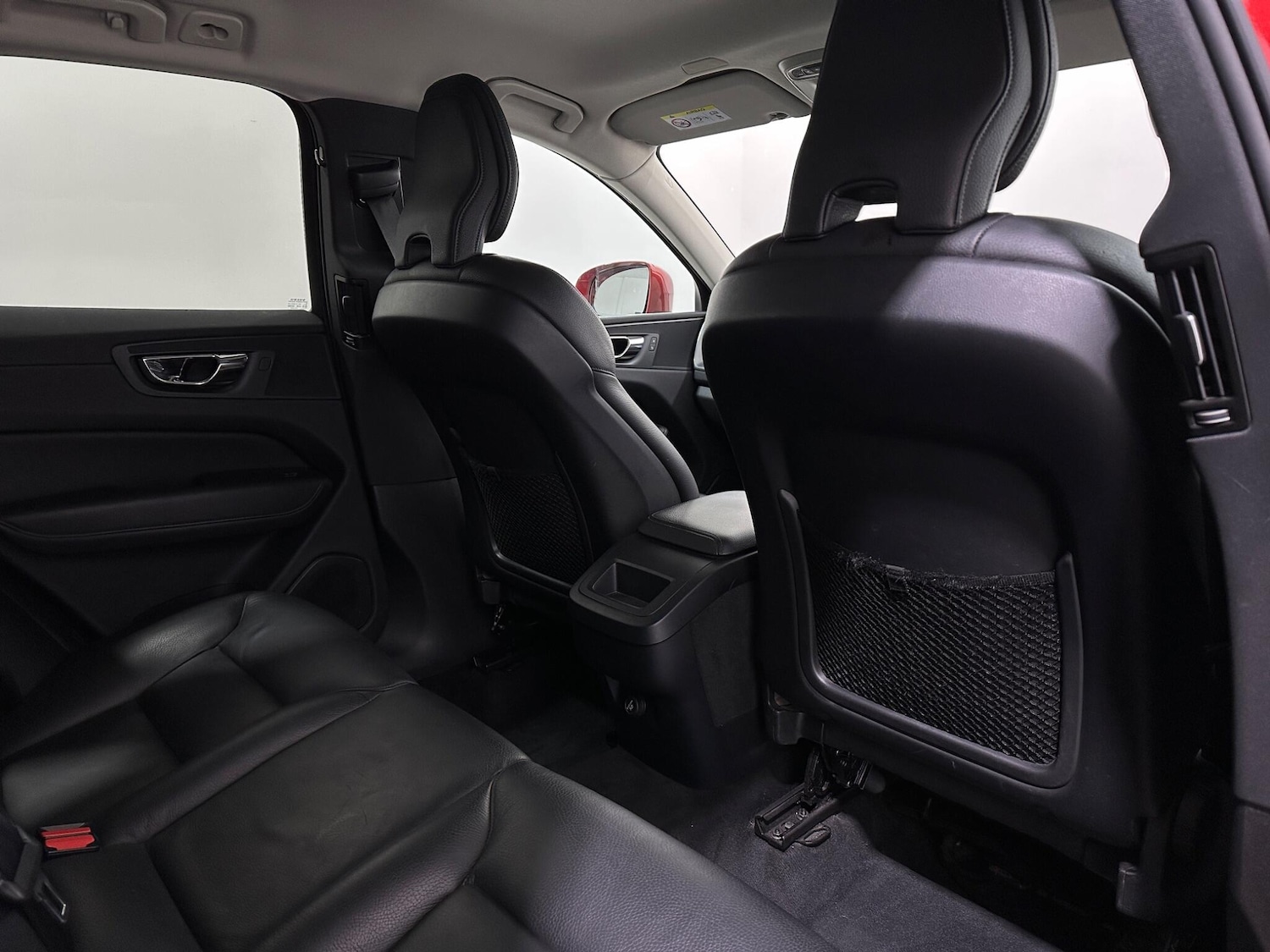 Used Volvo XC60 2018 for sale - 77304975: Photo 41