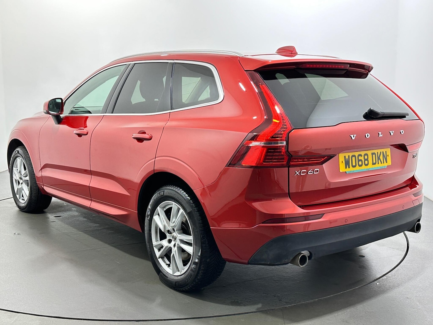 Used Volvo XC60 2018 for sale - 77304975: Photo 6