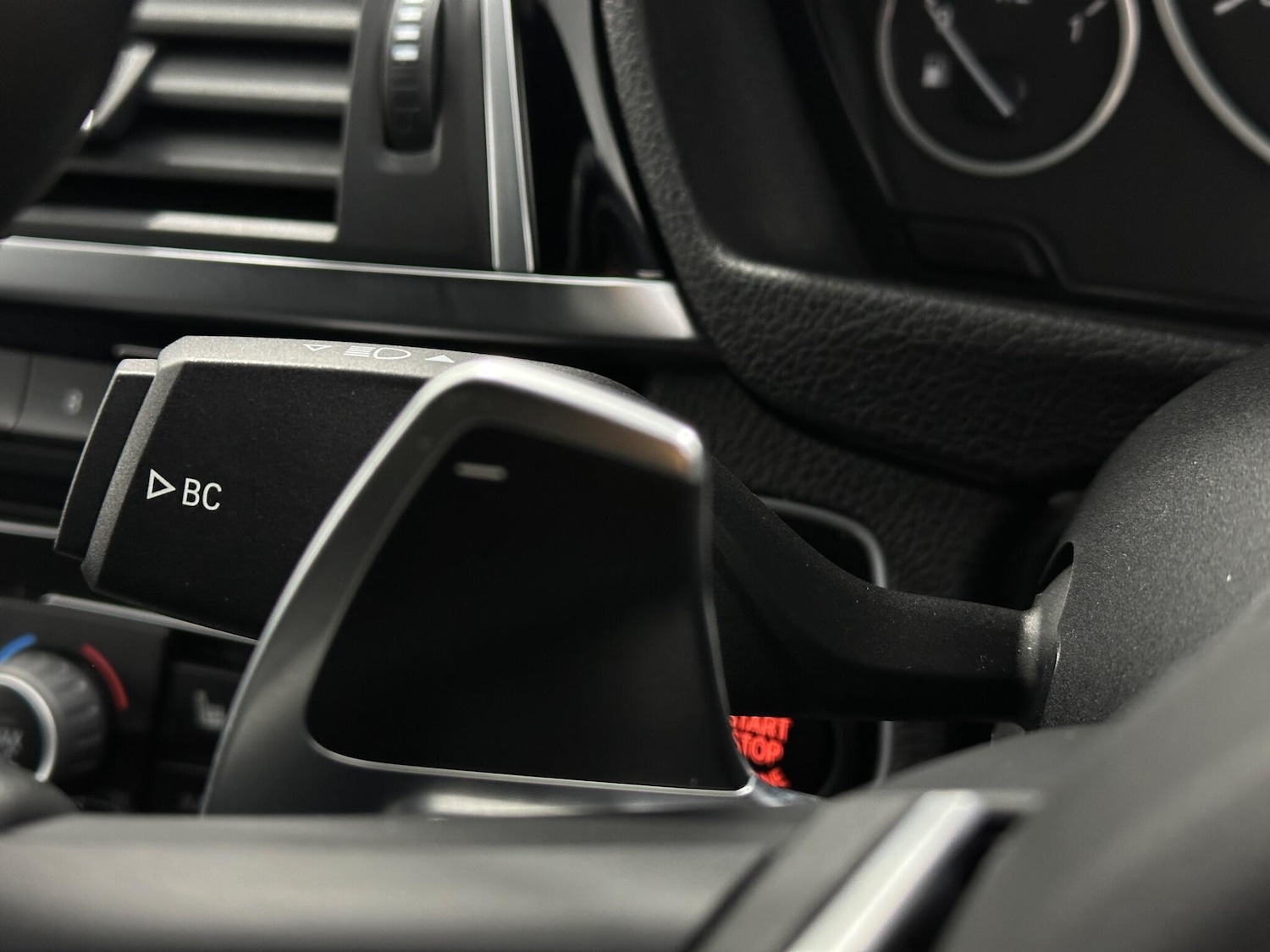 Used BMW 3 Series 2018 for sale - 76927035: Photo 12