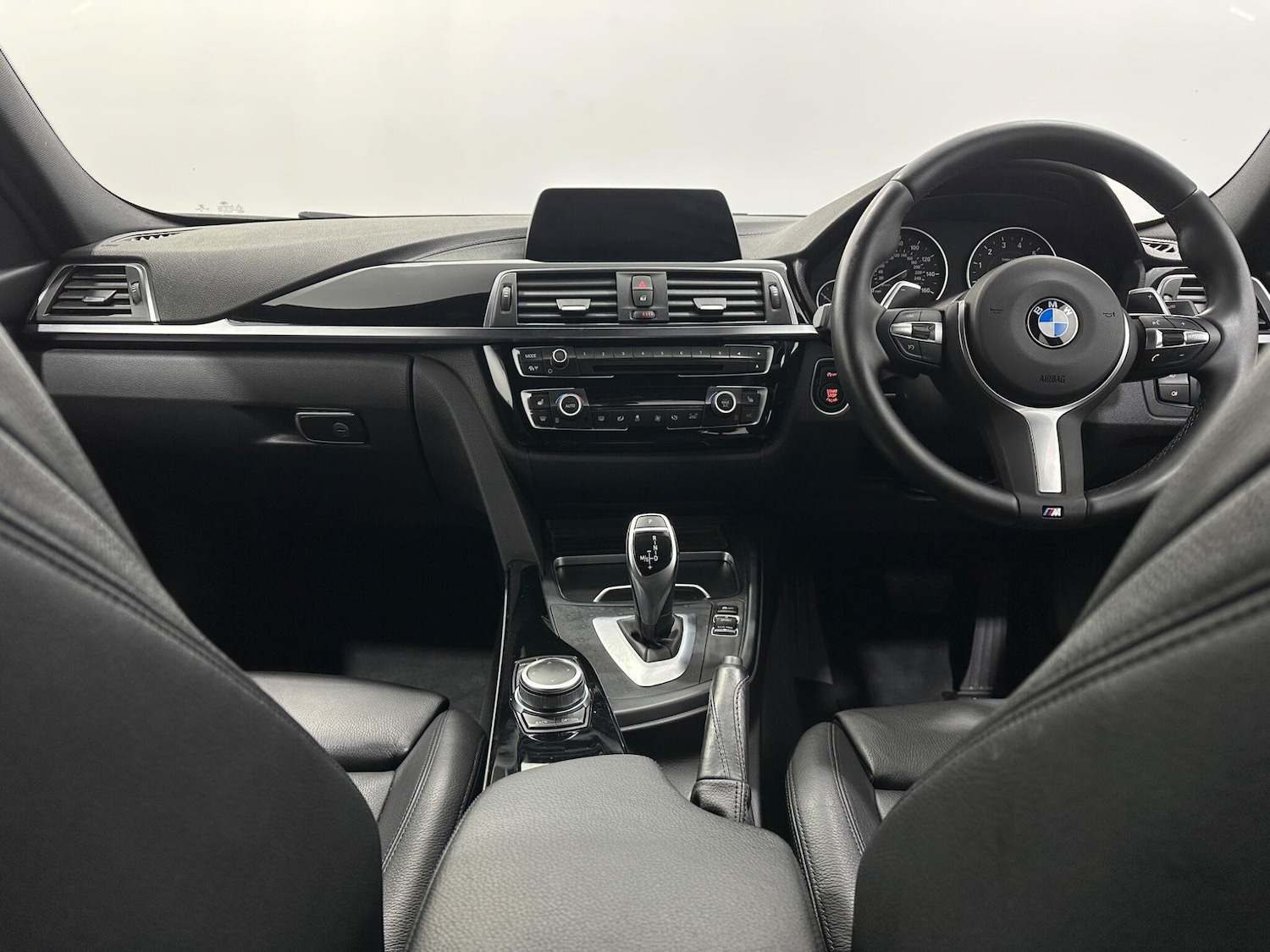 Used BMW 3 Series 2018 for sale - 76927035: Photo 18