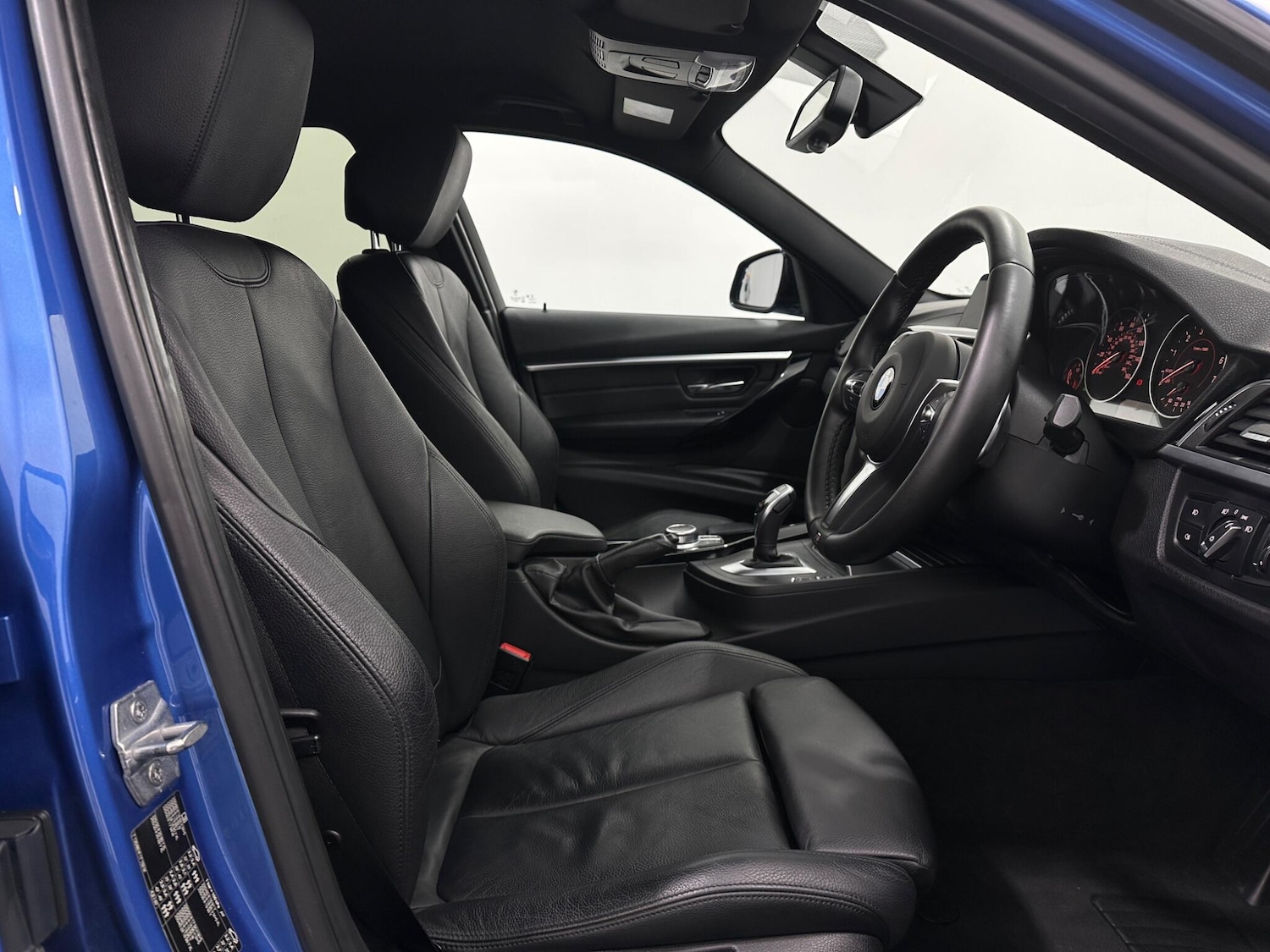 Used BMW 3 Series 2018 for sale - 76927035: Photo 28