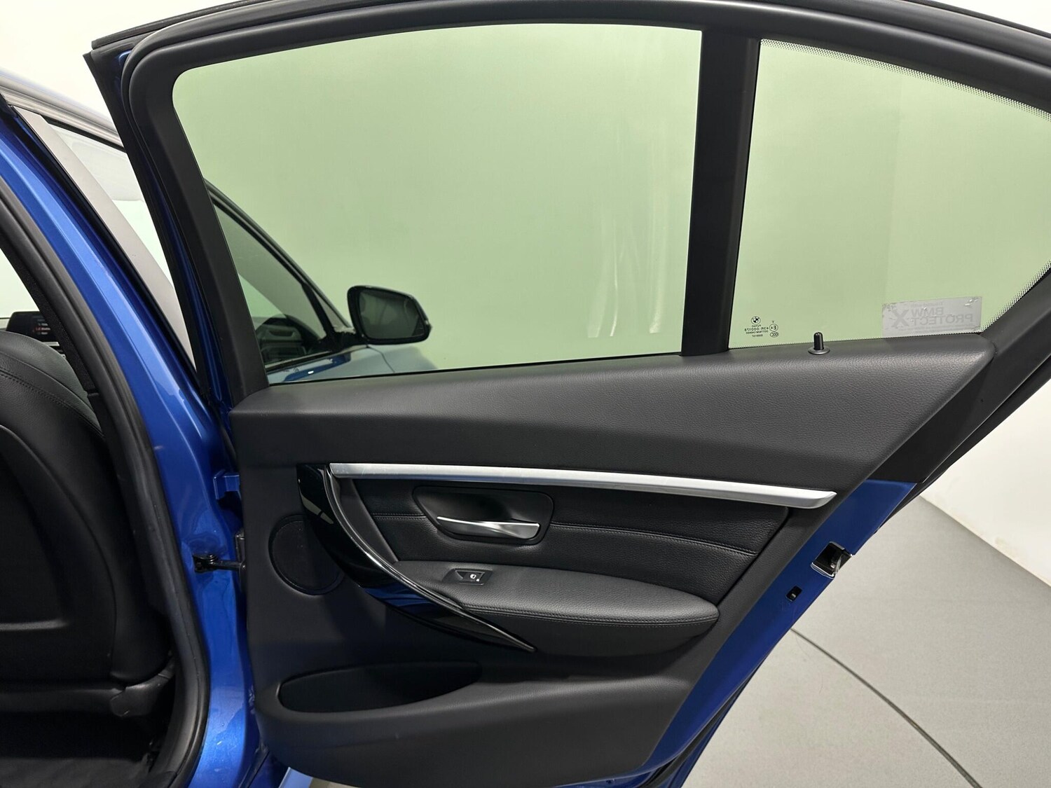 Used BMW 3 Series 2018 for sale - 76927035: Photo 41