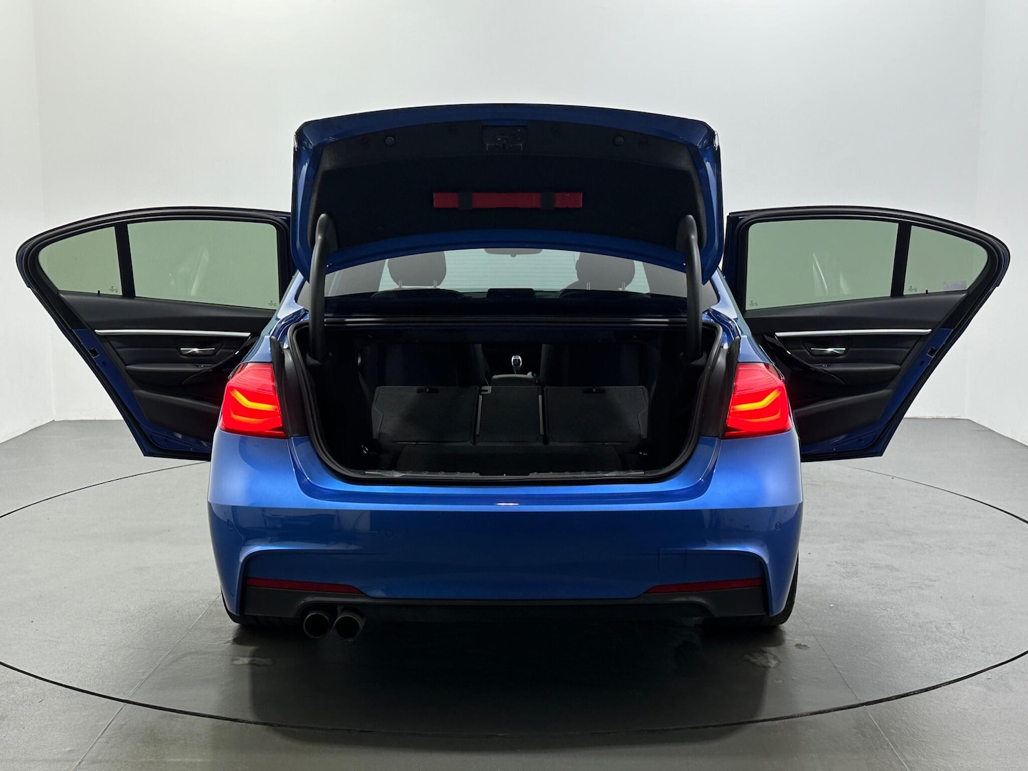 Used BMW 3 Series 2018 for sale - 76927035: Photo 42