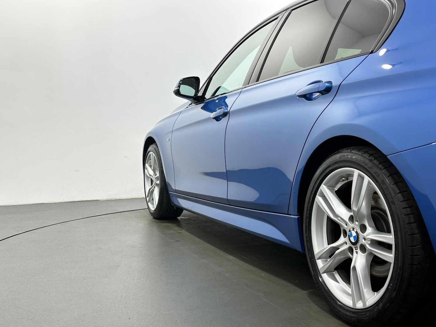 Used BMW 3 Series 2018 for sale - 76927035: Photo 47