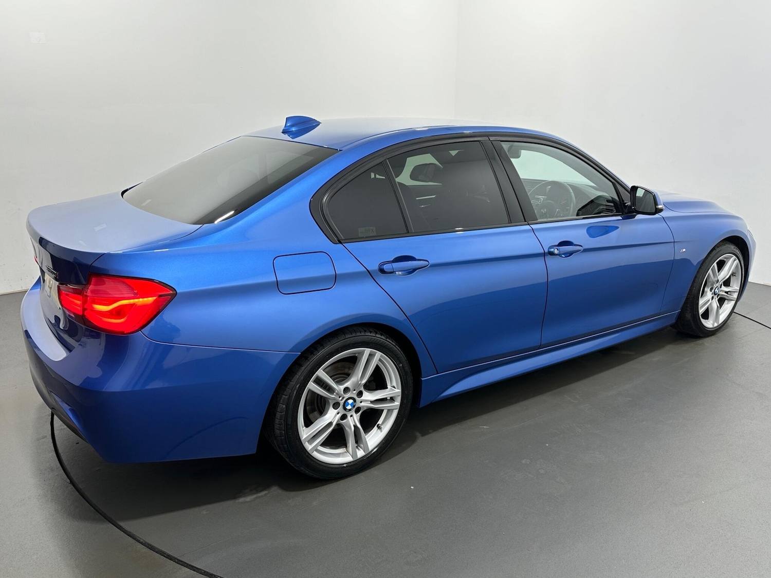 Used BMW 3 Series 2018 for sale - 76927035: Photo 49