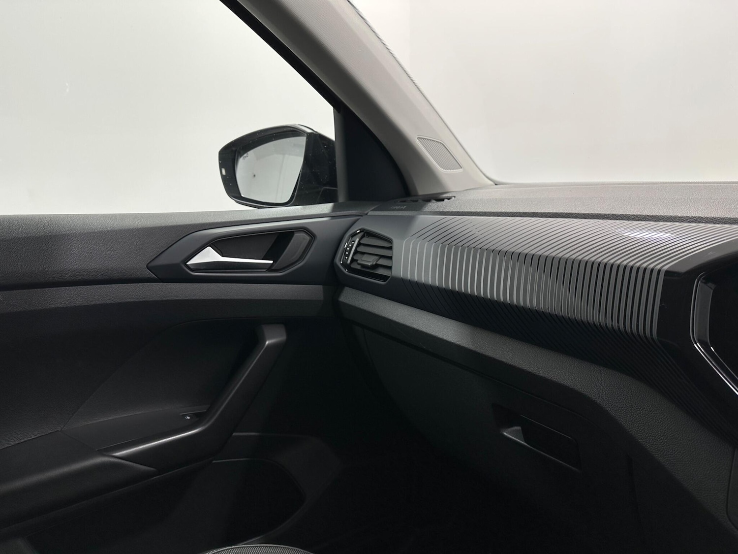 Used Volkswagen T-Cross 2022 for sale - 77230360: Photo 23