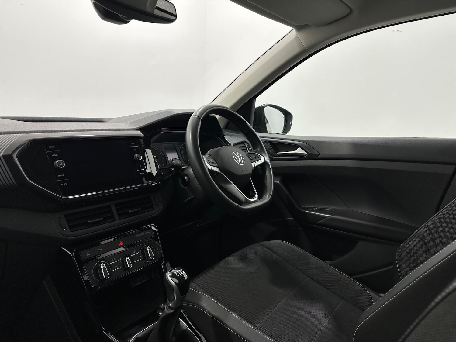 Used Volkswagen T-Cross 2022 for sale - 77230360: Photo 27