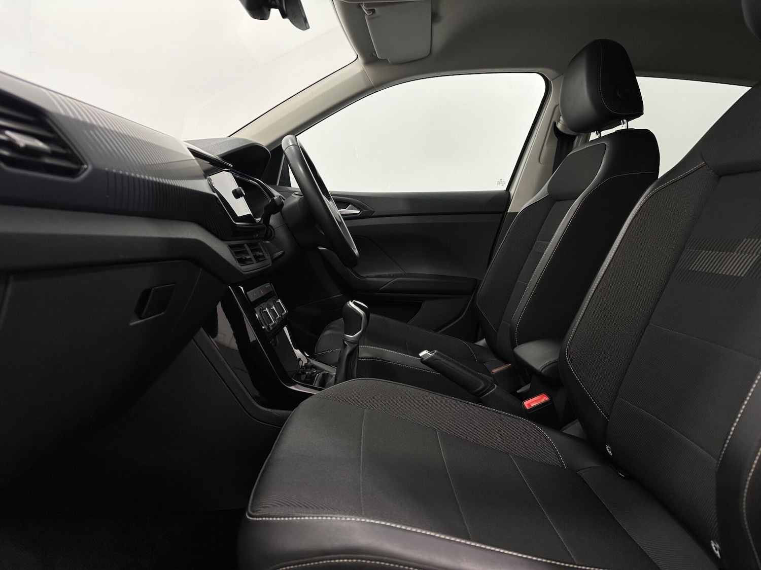 Used Volkswagen T-Cross 2022 for sale - 77230360: Photo 31