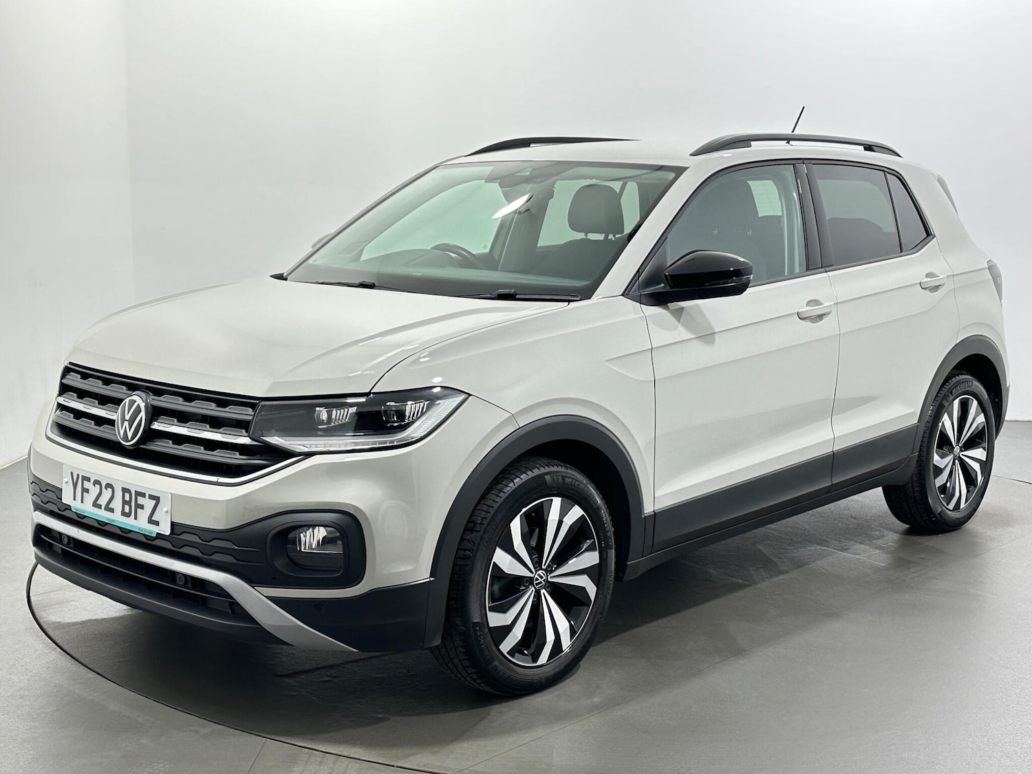 Used Volkswagen T-Cross 2022 for sale - 77230360: Photo 4