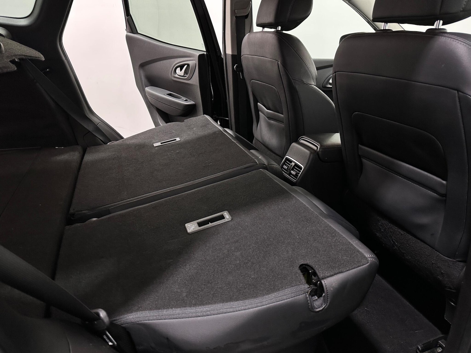 Used Renault Kadjar for sale - 77599138: Photo 43