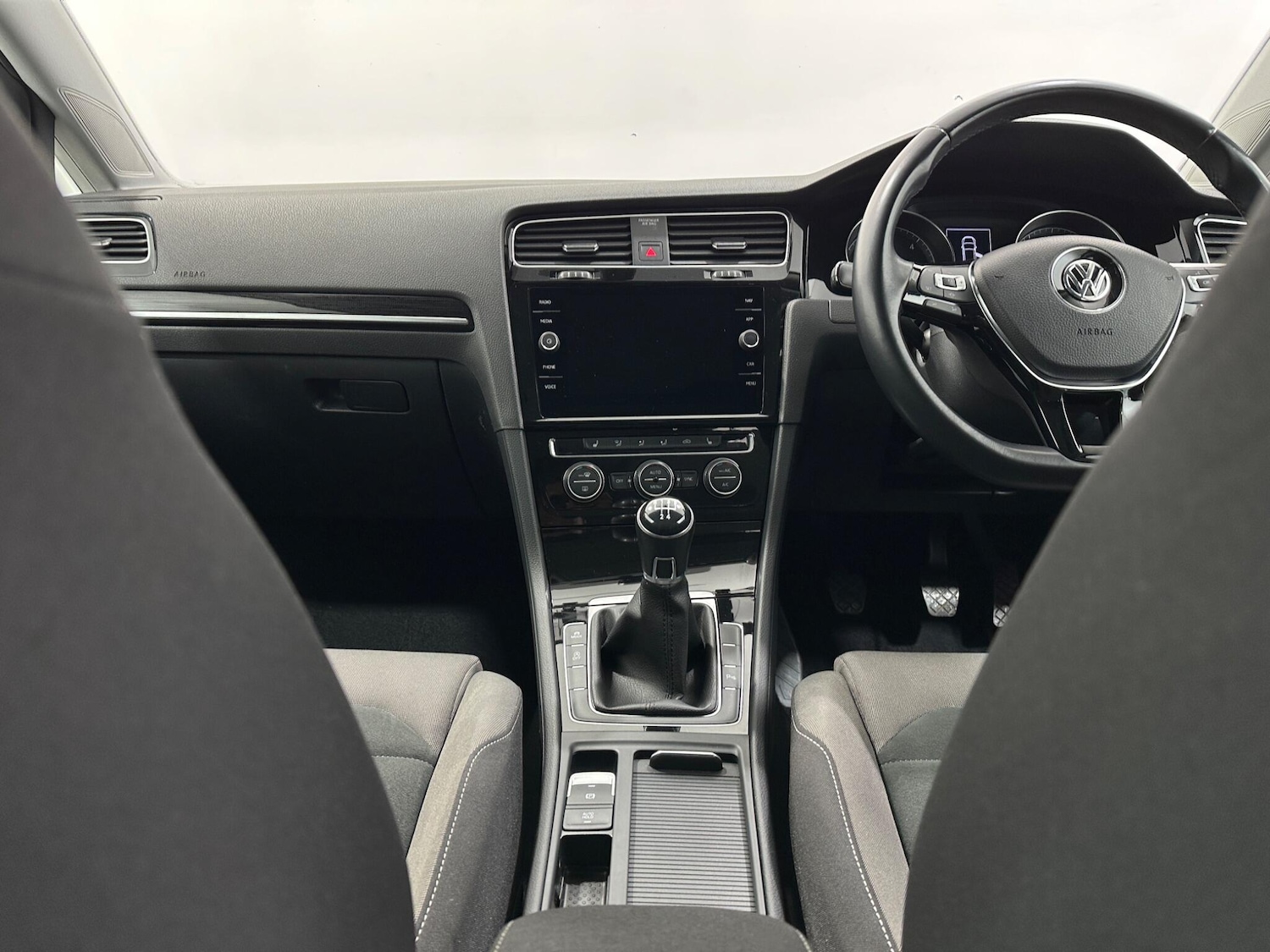 Used Volkswagen Golf 2020 for sale - 77411108: Photo 20