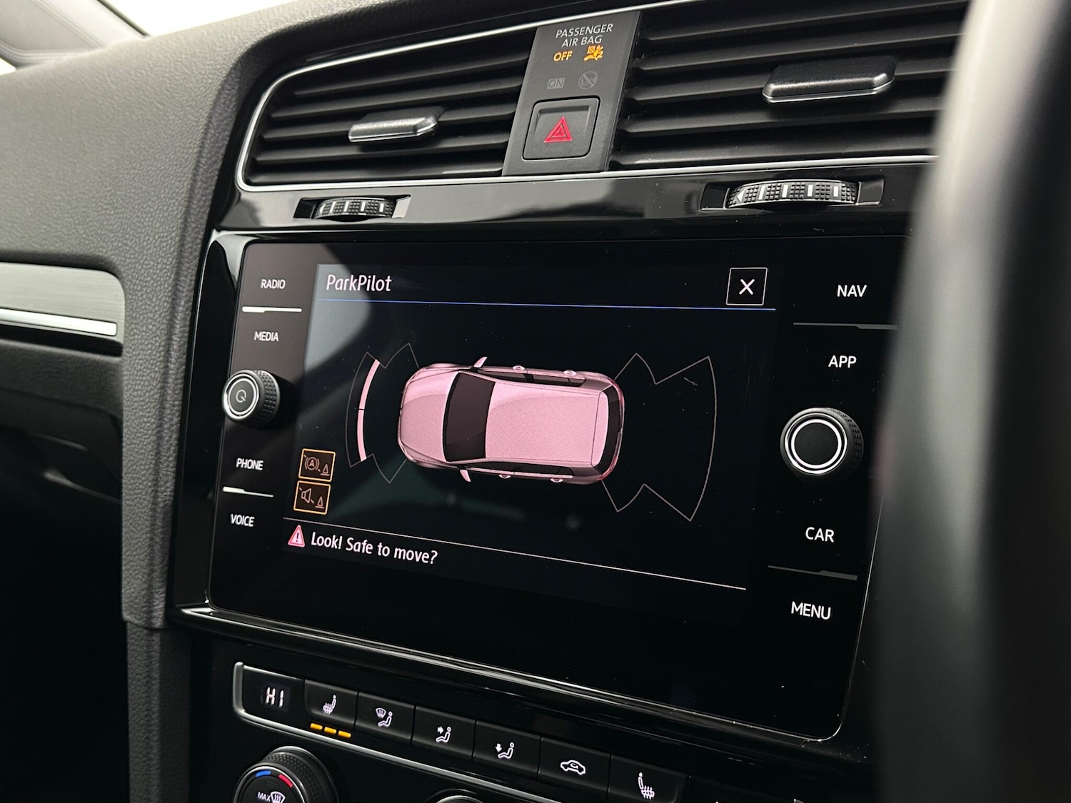 Used Volkswagen Golf 2020 for sale - 77411108: Photo 24