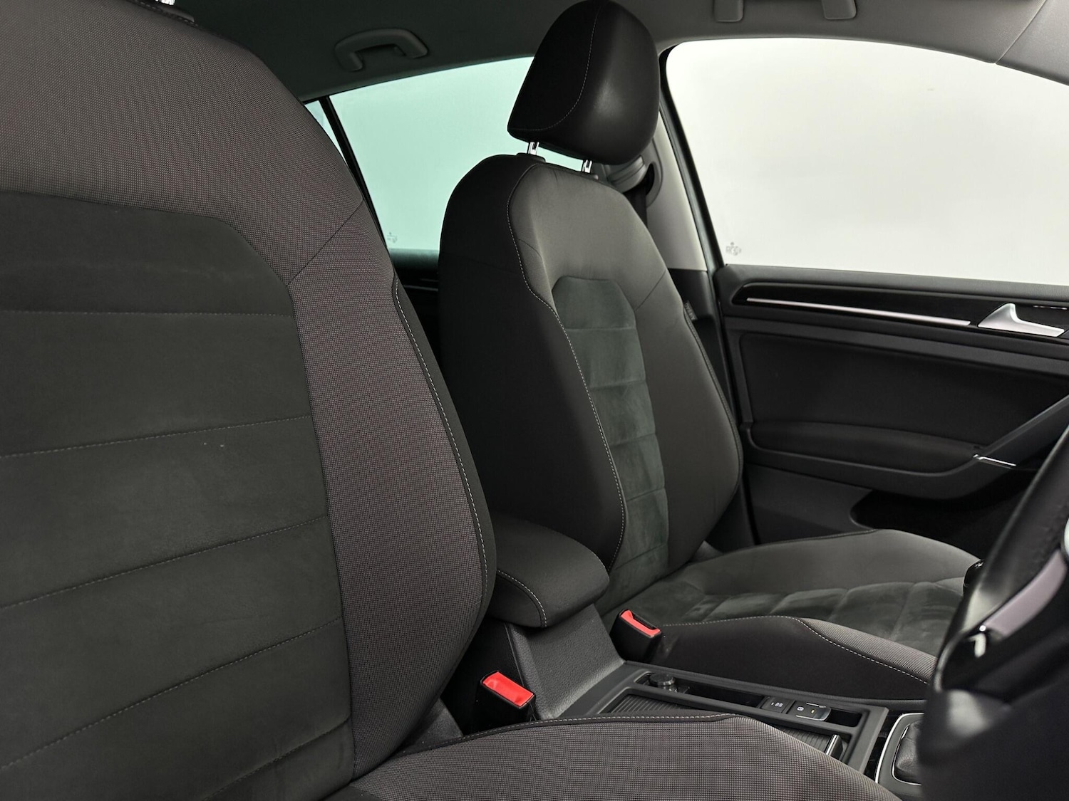 Used Volkswagen Golf 2020 for sale - 77411108: Photo 33