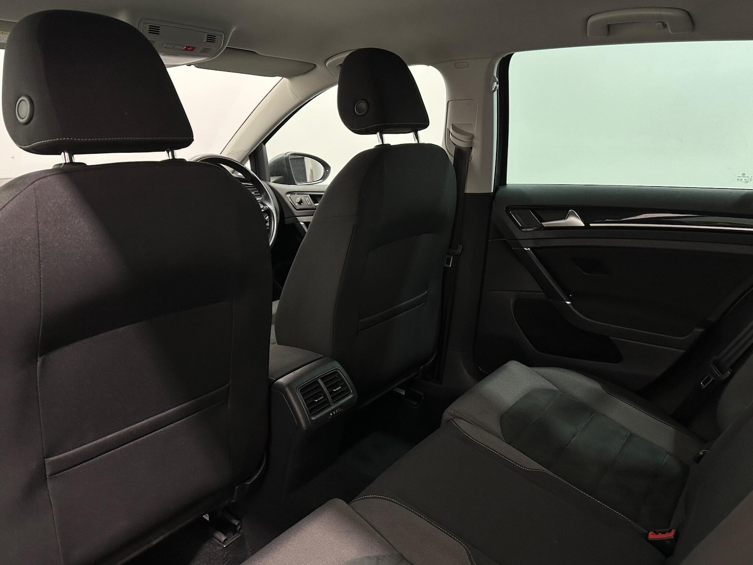 Used Volkswagen Golf 2020 for sale - 77411108: Photo 40