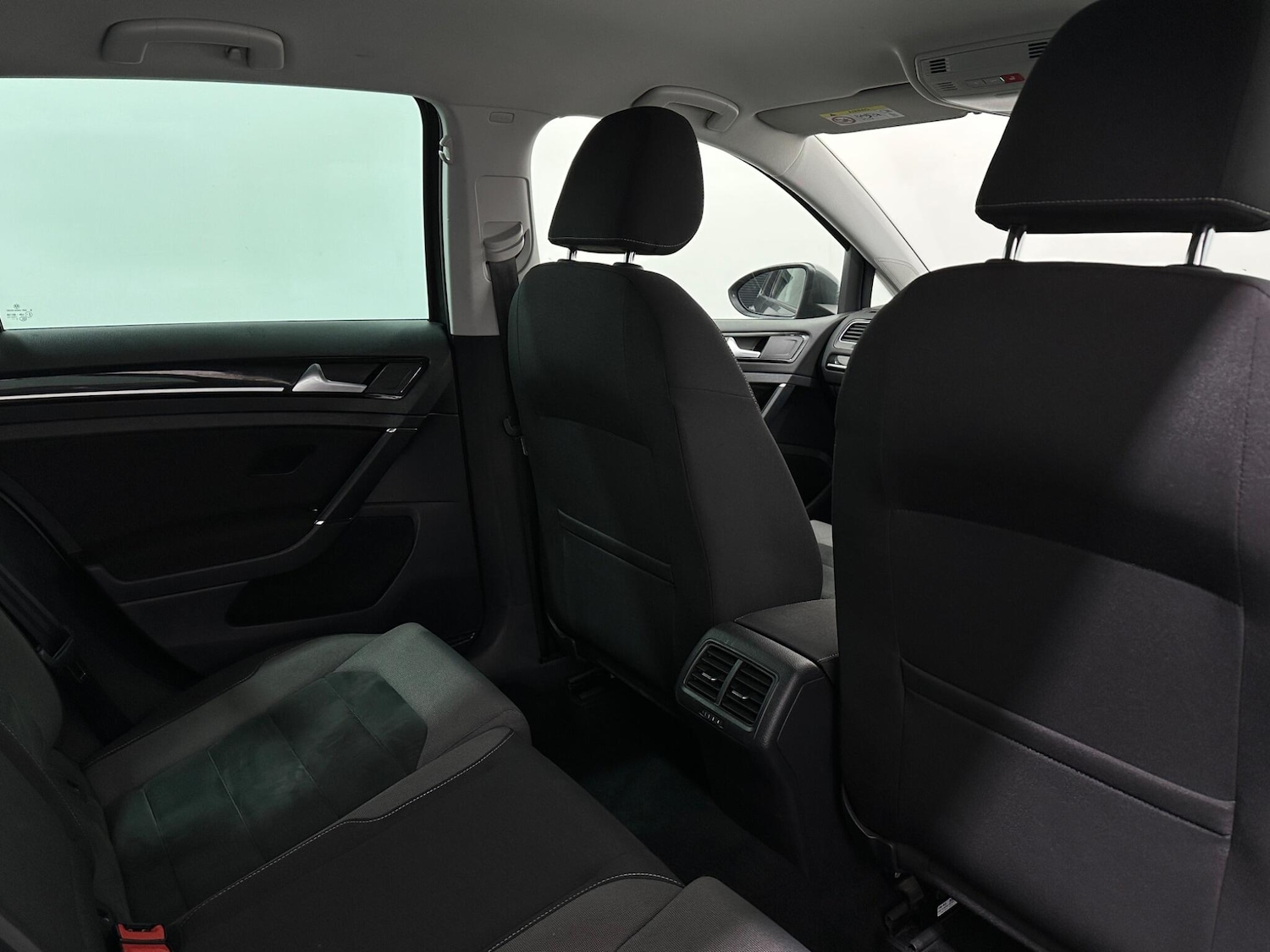 Used Volkswagen Golf 2020 for sale - 77411108: Photo 43