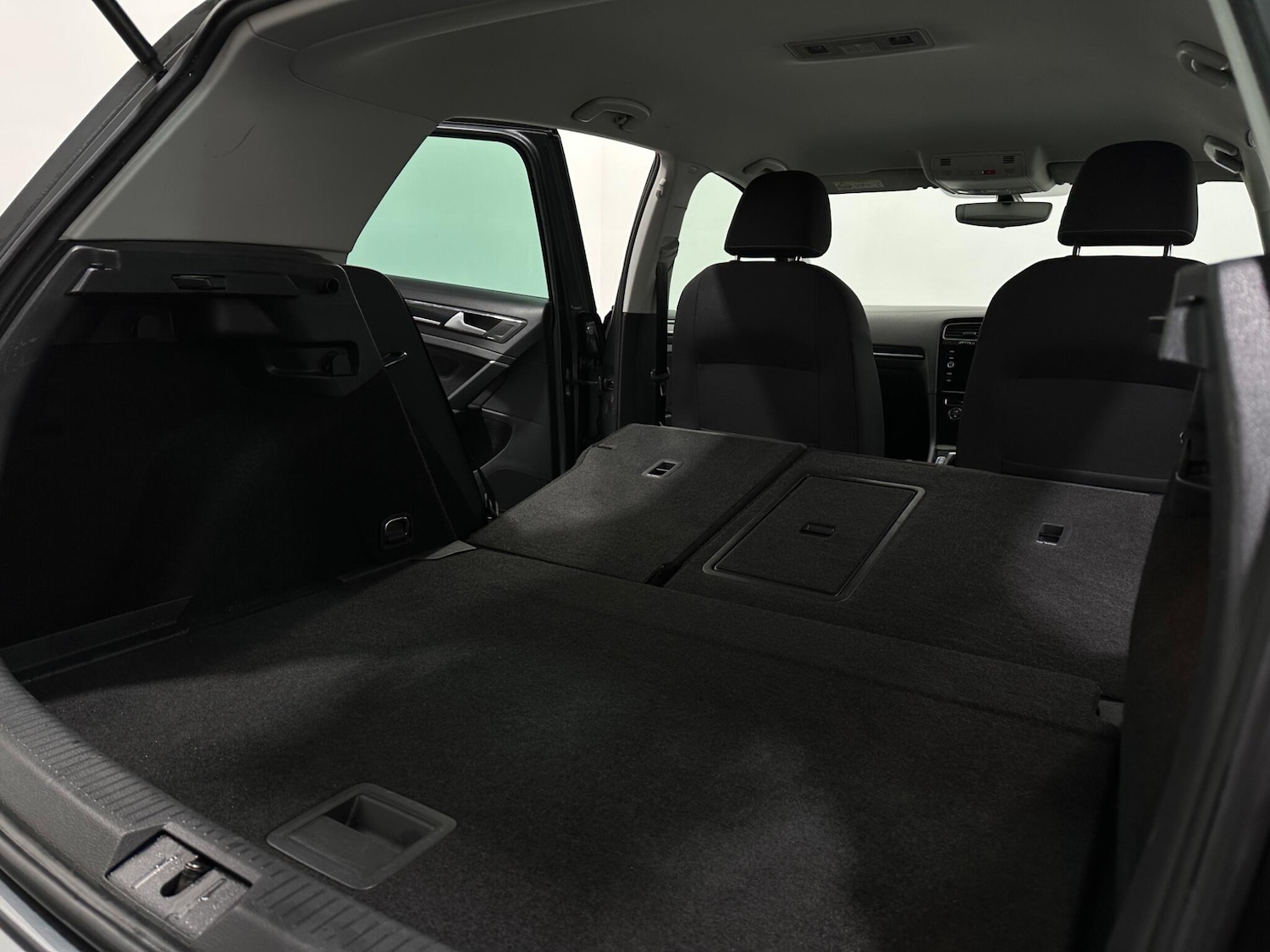 Used Volkswagen Golf 2020 for sale - 77411108: Photo 47