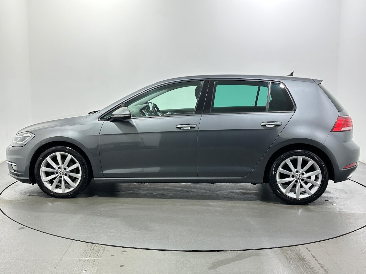 Used Volkswagen Golf 2020 for sale - 77411108: Photo 5
