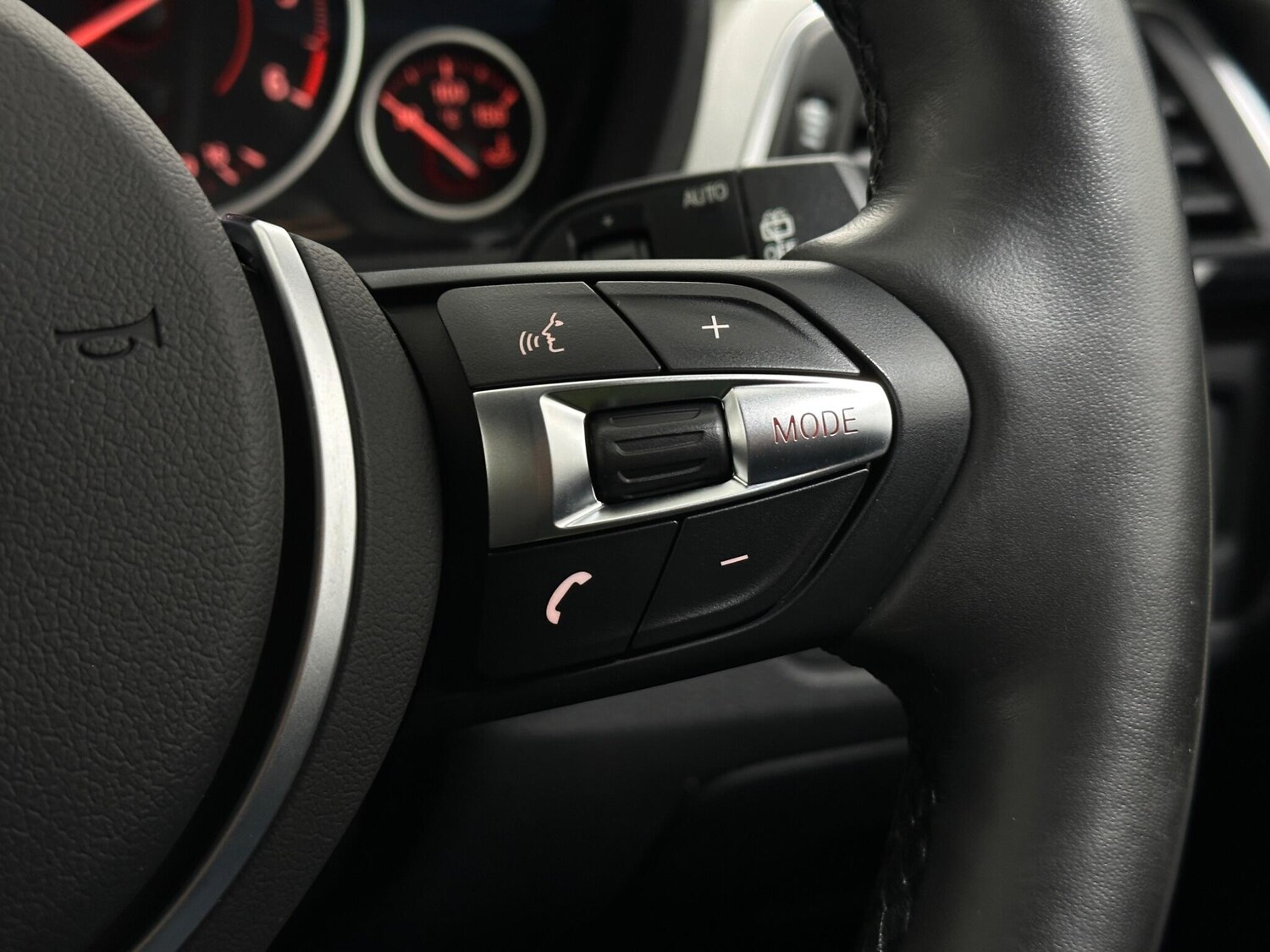 Used BMW 3 Series 2019 for sale - 77469075: Photo 15