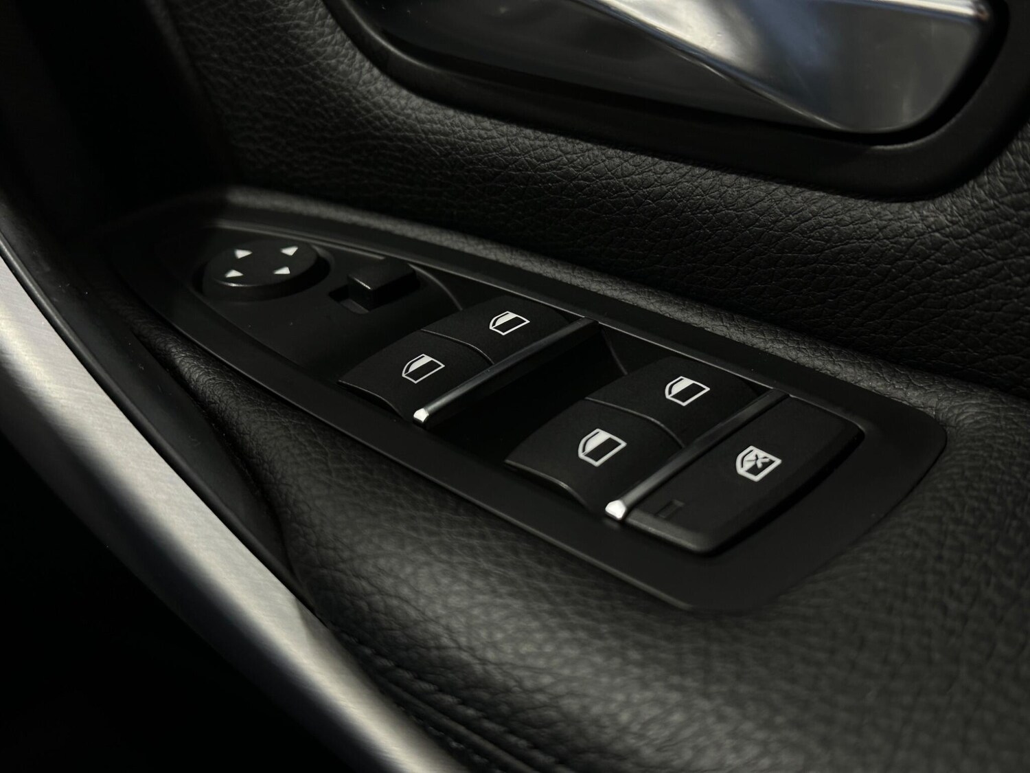 Used BMW 3 Series 2019 for sale - 77469075: Photo 18