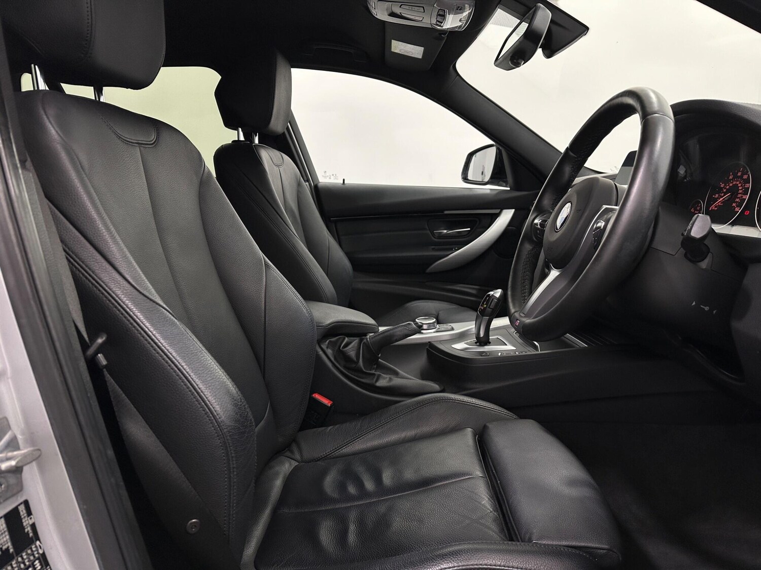 Used BMW 3 Series 2019 for sale - 77469075: Photo 30