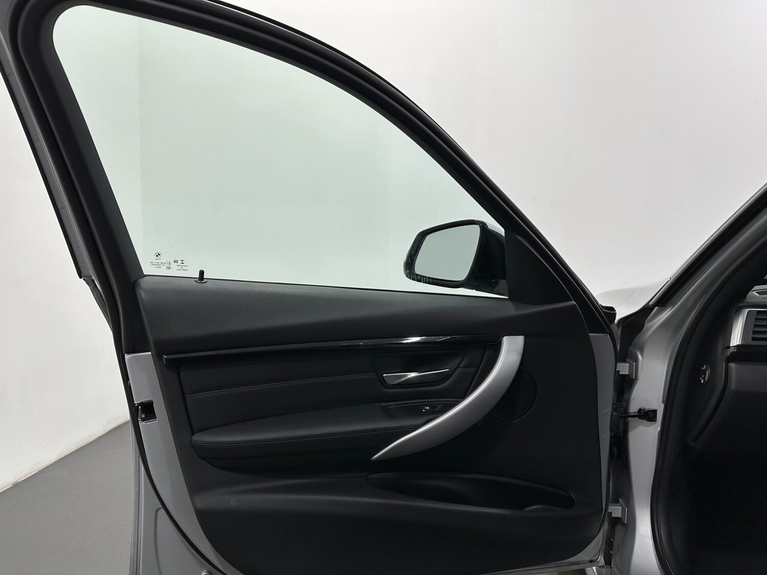 Used BMW 3 Series 2019 for sale - 77469075: Photo 37