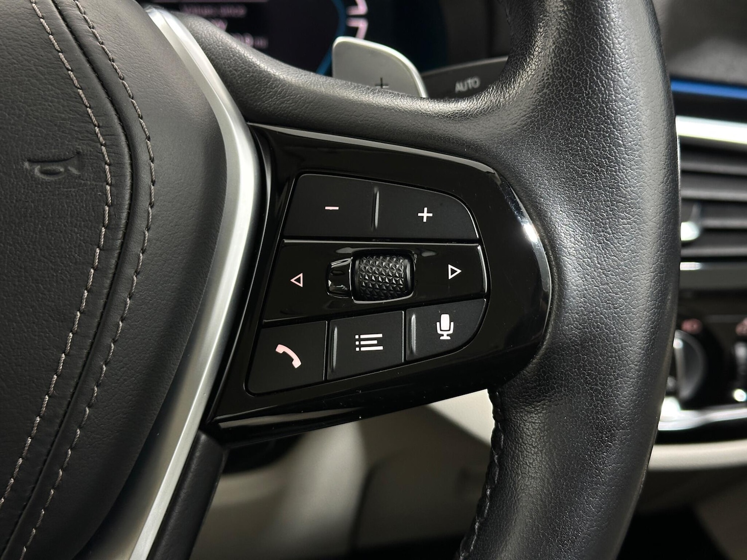 Used BMW 5 Series 2021 for sale - 77202855: Photo 15