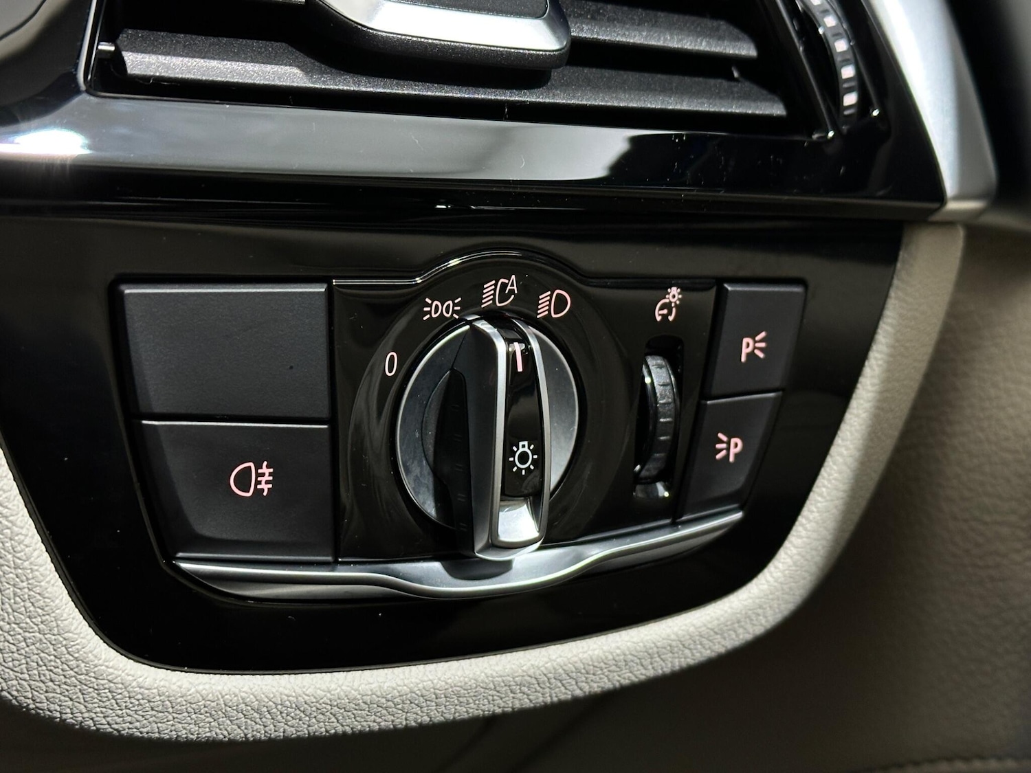 Used BMW 5 Series 2021 for sale - 77202855: Photo 17