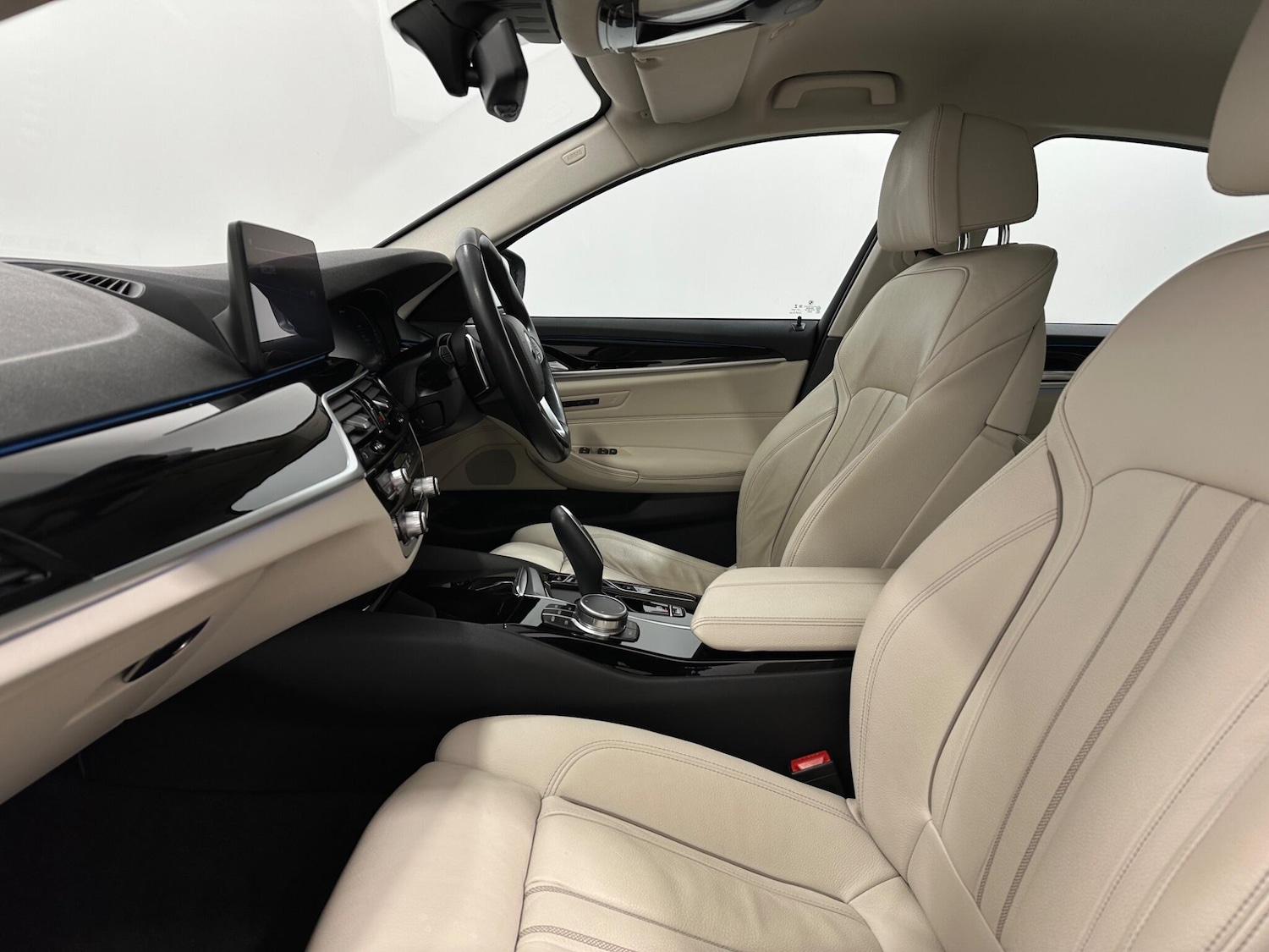 Used BMW 5 Series 2021 for sale - 77202855: Photo 35