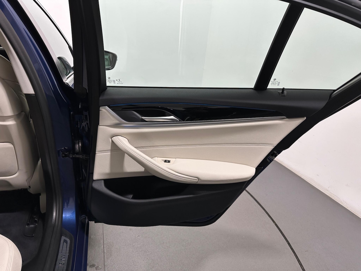 Used BMW 5 Series 2021 for sale - 77202855: Photo 43