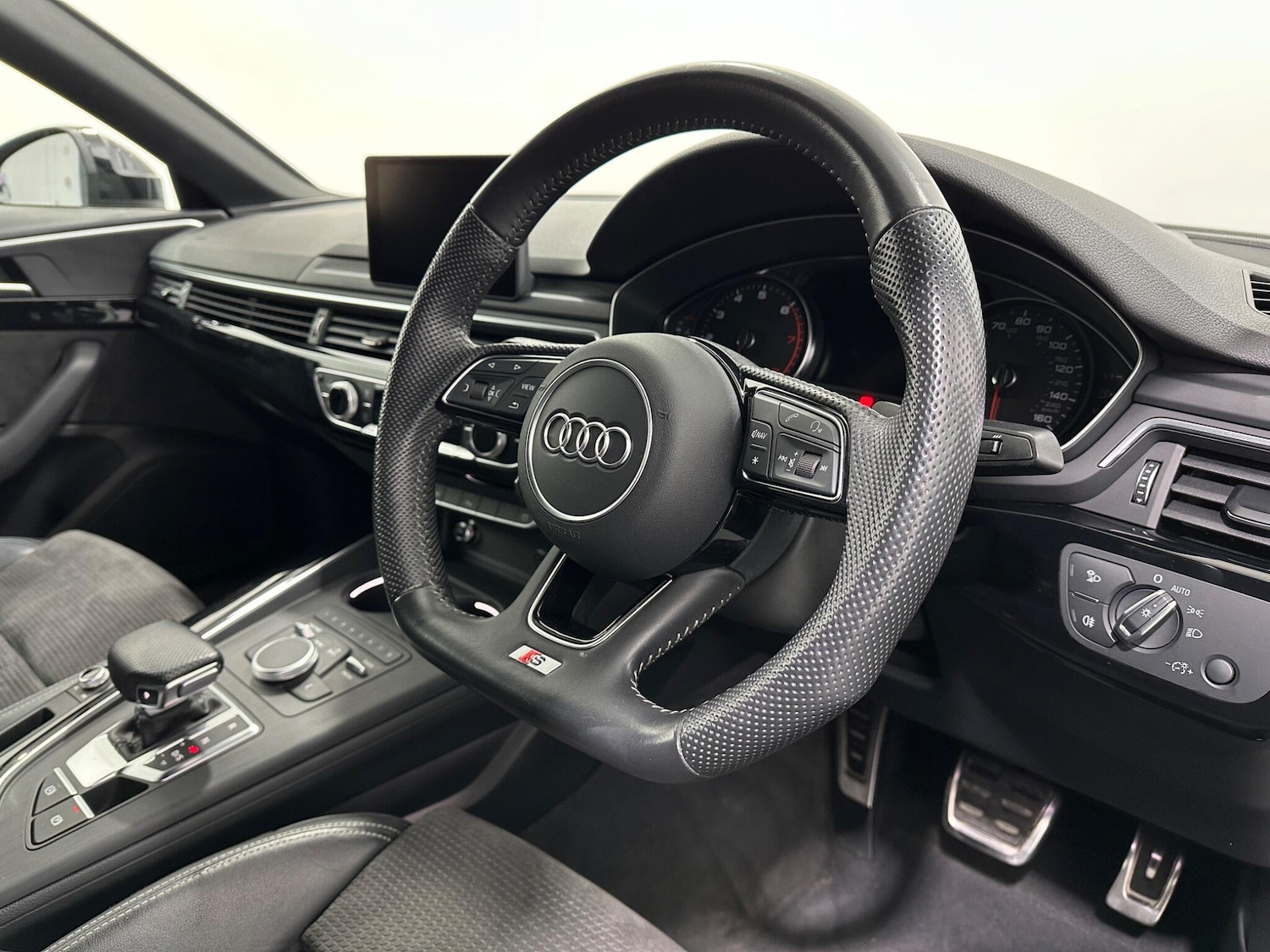 Used Audi A4 2019 for sale - 77091626: Photo 10