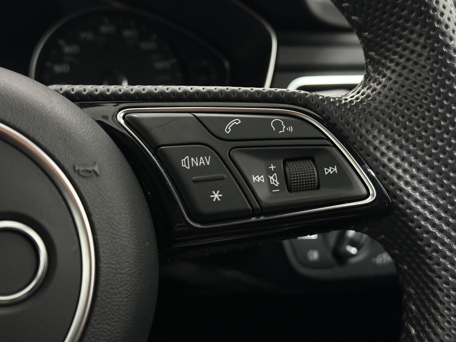 Used Audi A4 2019 for sale - 77091626: Photo 16