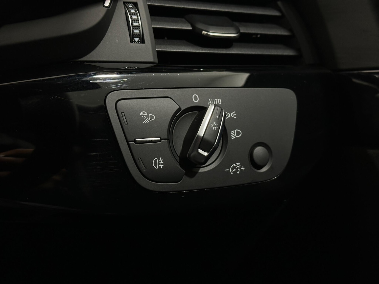 Used Audi A4 2019 for sale - 77091626: Photo 29